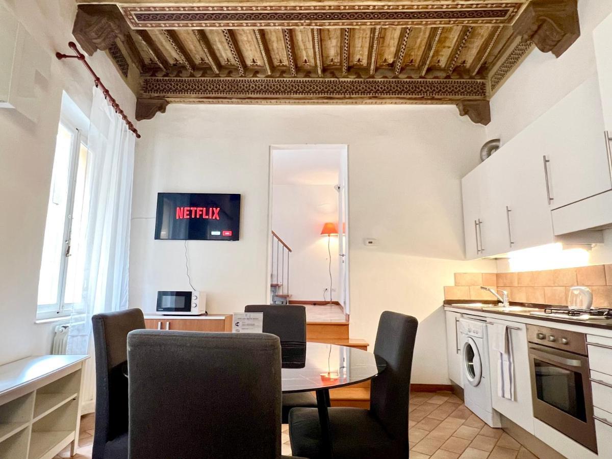Gh Paradiso - Apartments Siena Buitenkant foto