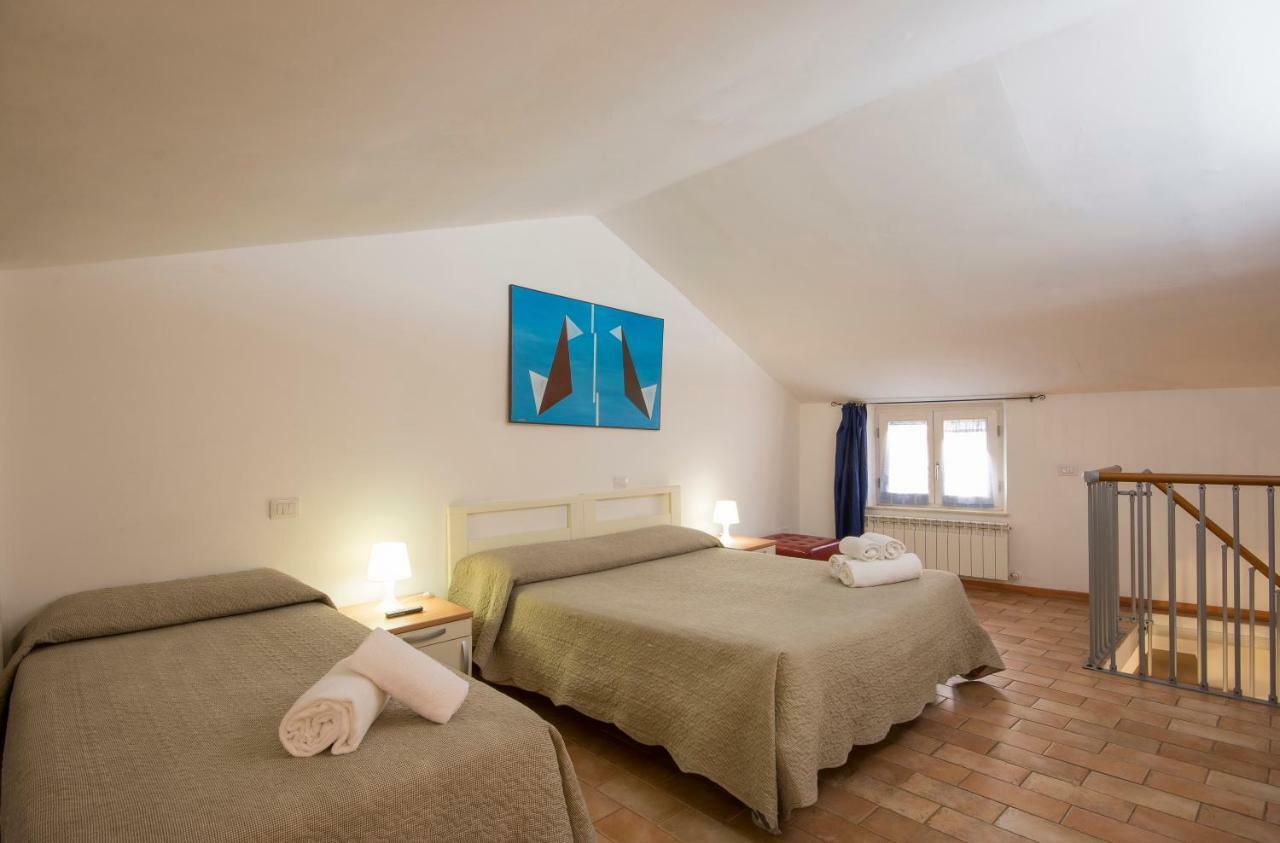 Gh Paradiso - Apartments Siena Buitenkant foto